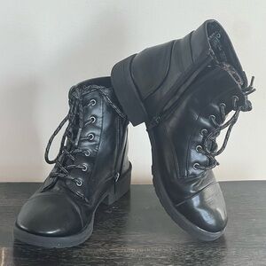 Madden Girl Black Combat / Moto Boots - 4Y